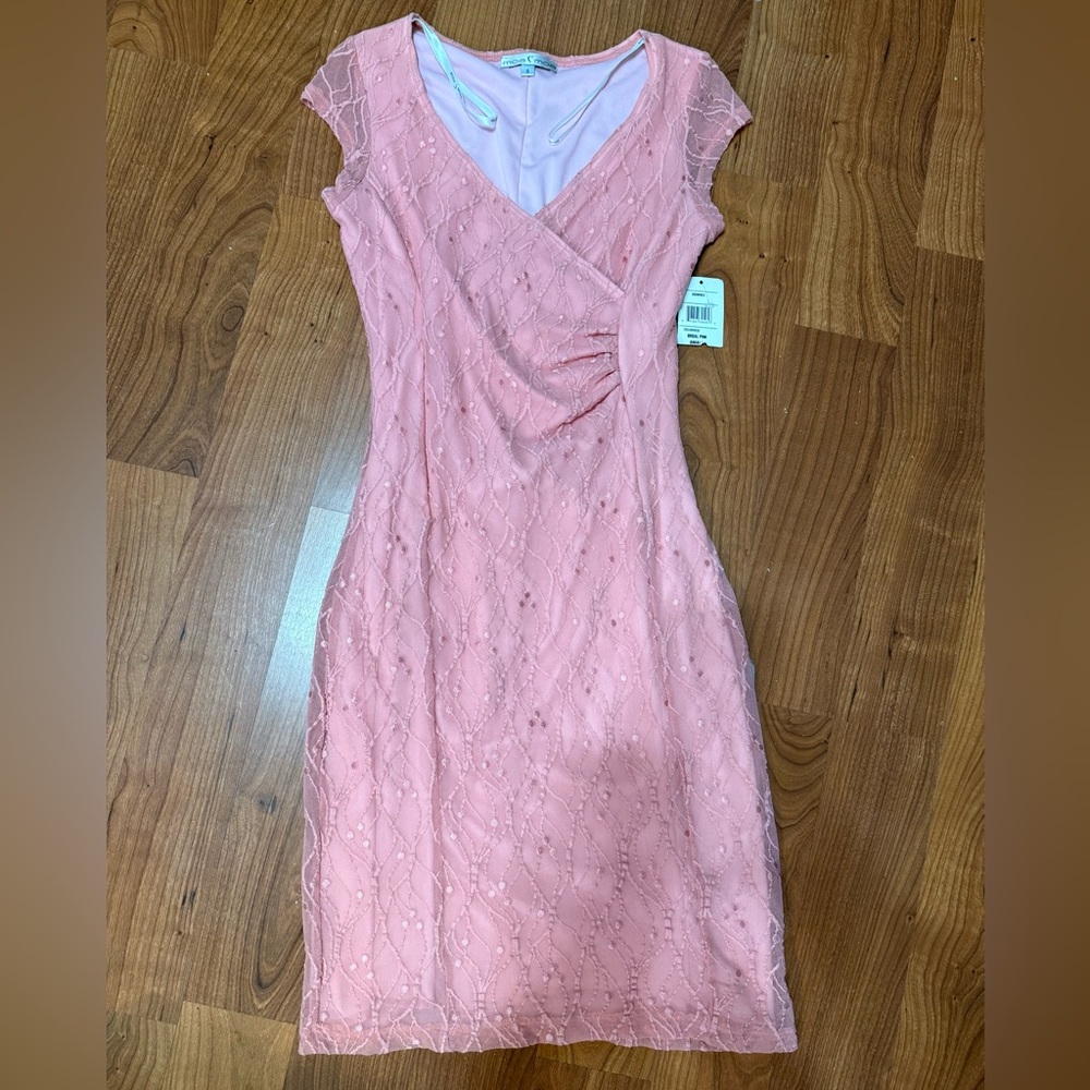 Elegant Pink Lace Dress